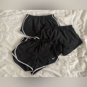 KIDS NIKE SHORTS SIZE YOUTH MEDIUM (3 PAIRS)